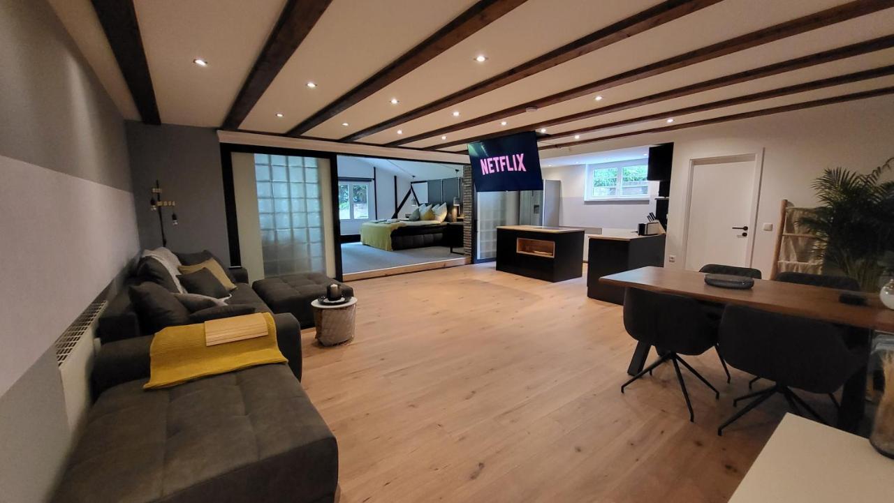 בוכום Modern Loft Near City I Free Parking I Wifi מראה חיצוני תמונה